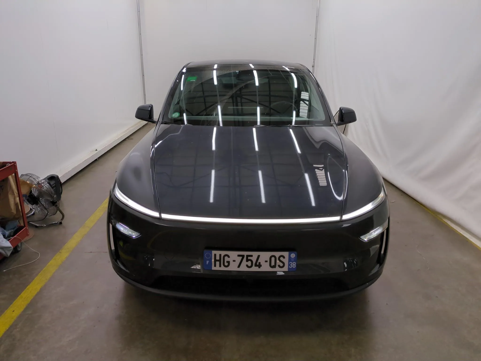 Tesla Y Premium